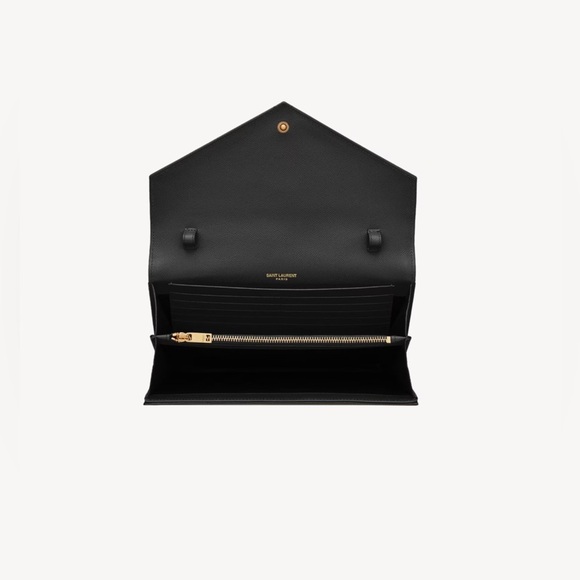 YSL CLASSIC CASSANDRE CHAIN WALLET IN GRAIN DE POUDRE LEATHER - Picture 9 of 11